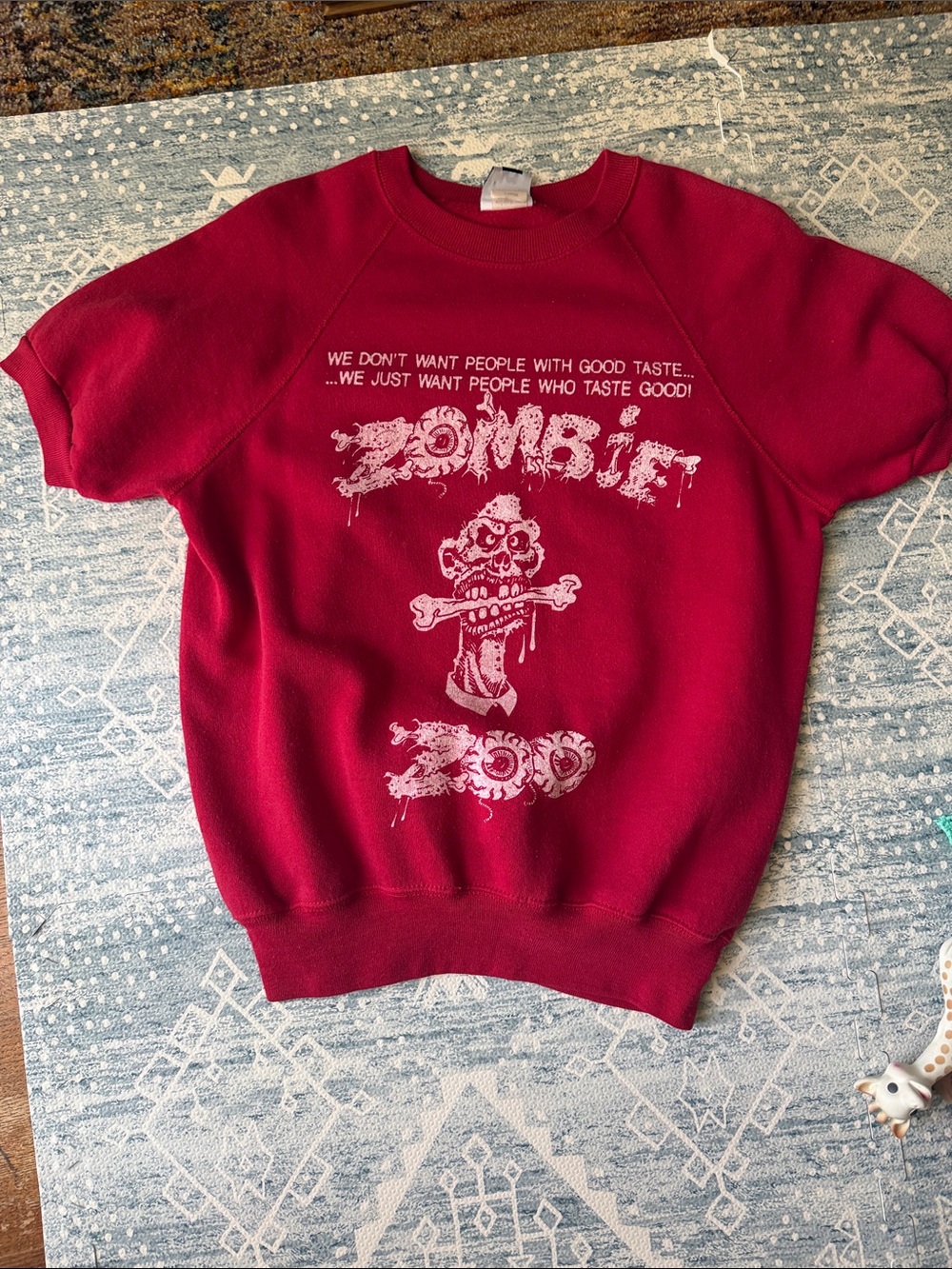 Vintage Lee Red Zombie Graphic Short Sleeve Sweatshirt